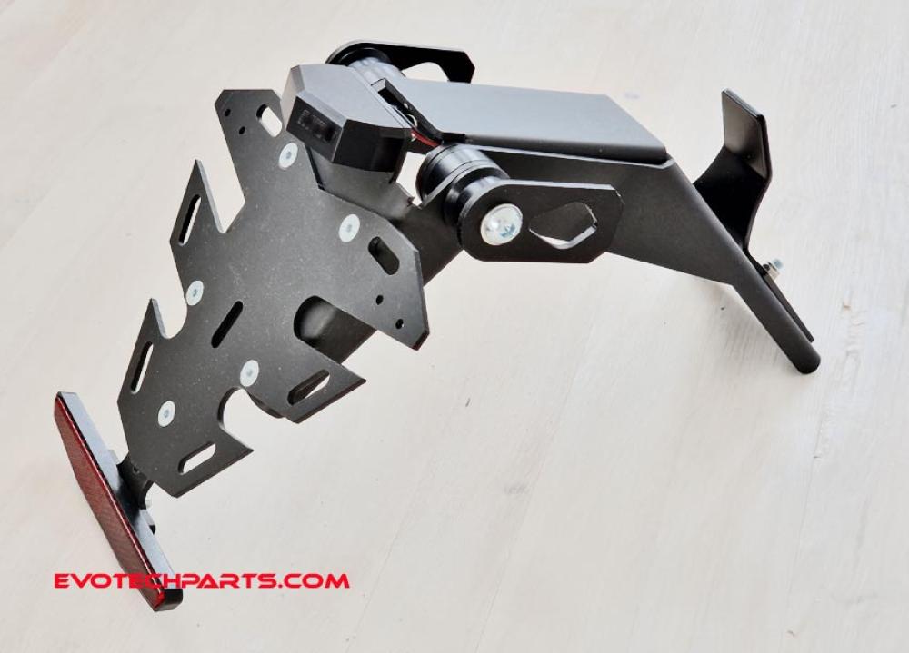 Ducati Streetfighter / Panigale V4 / V2 Kennzeichenhalter ab 2020 von EVOTECHPARTS